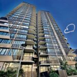 Tampak Depan Apartemen Waterfall di CBD Sydney NSW Australia Selangkah ke USYD